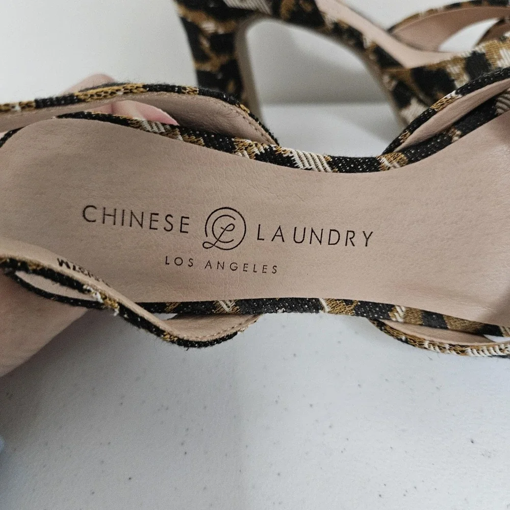Chinese Laundry Thorie Sandals Womens 6.5‎ Brown Leopard Platform Block Heel
